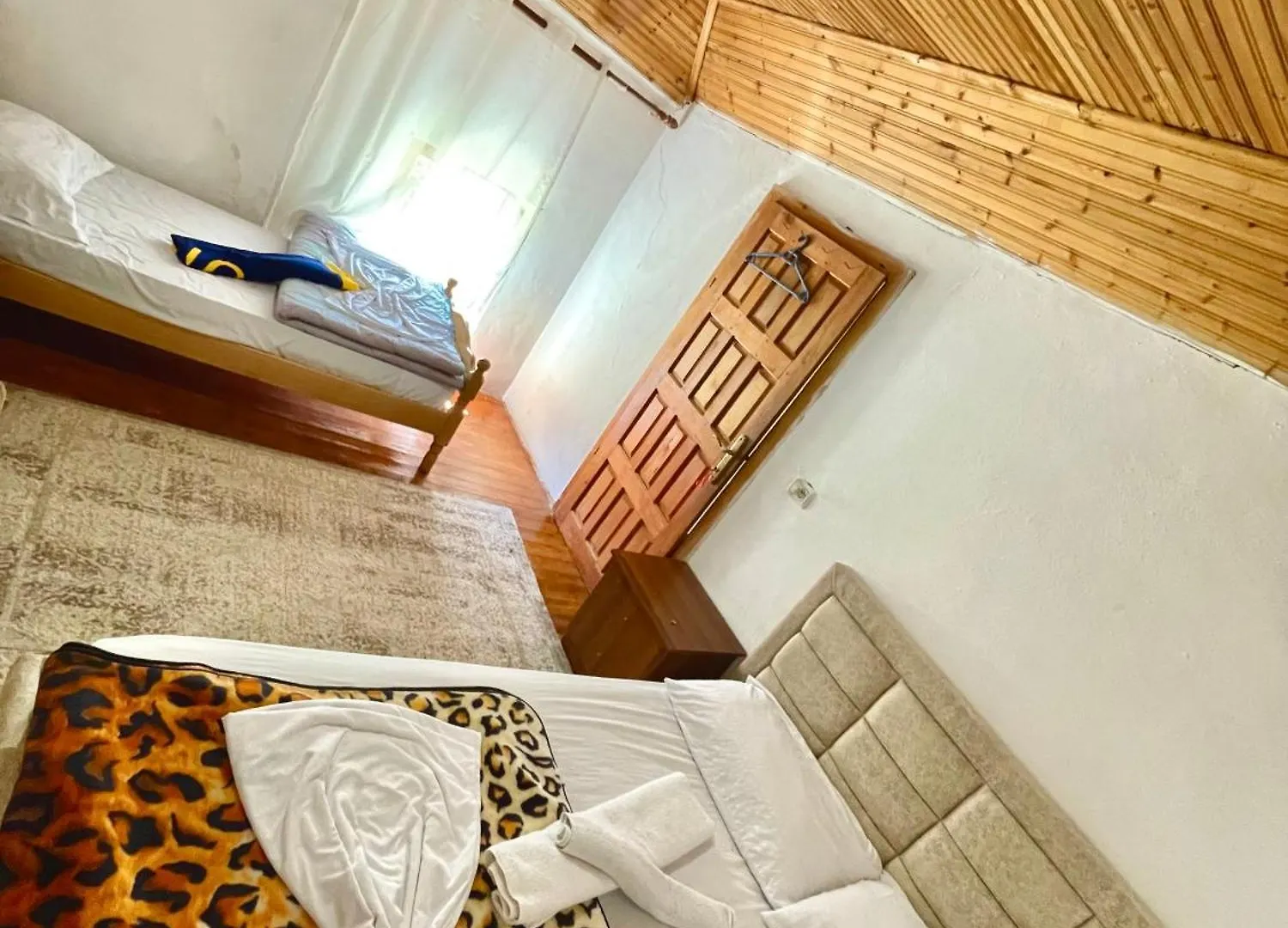Bujtina Lokthi Hotel Theth 0*,